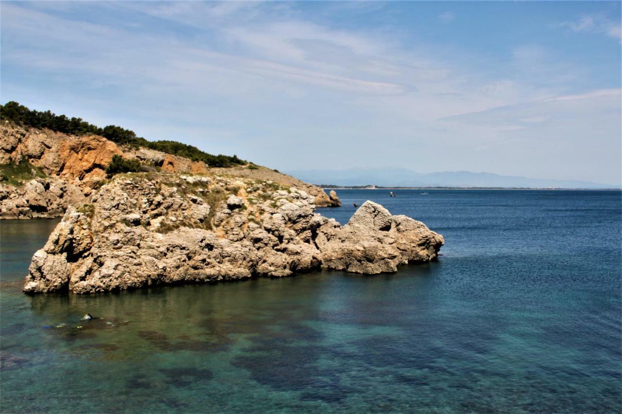 Lluna L' Escala Kültér fotó